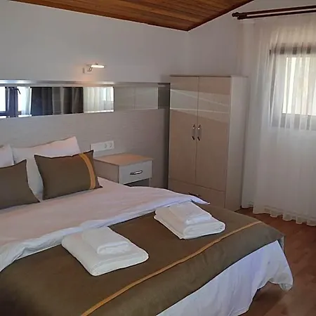 Hotel Yakamoz *